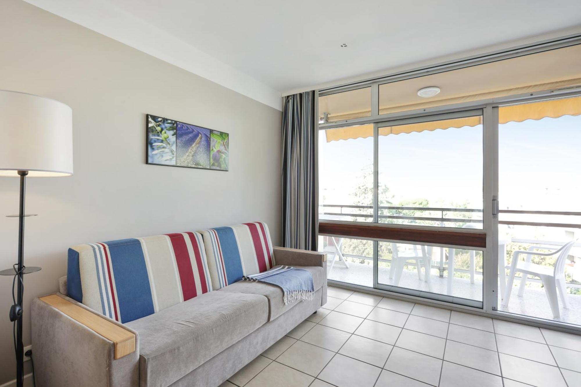 Residence Heliotel Marine Saint-Laurent-du-Var Zewnętrze zdjęcie